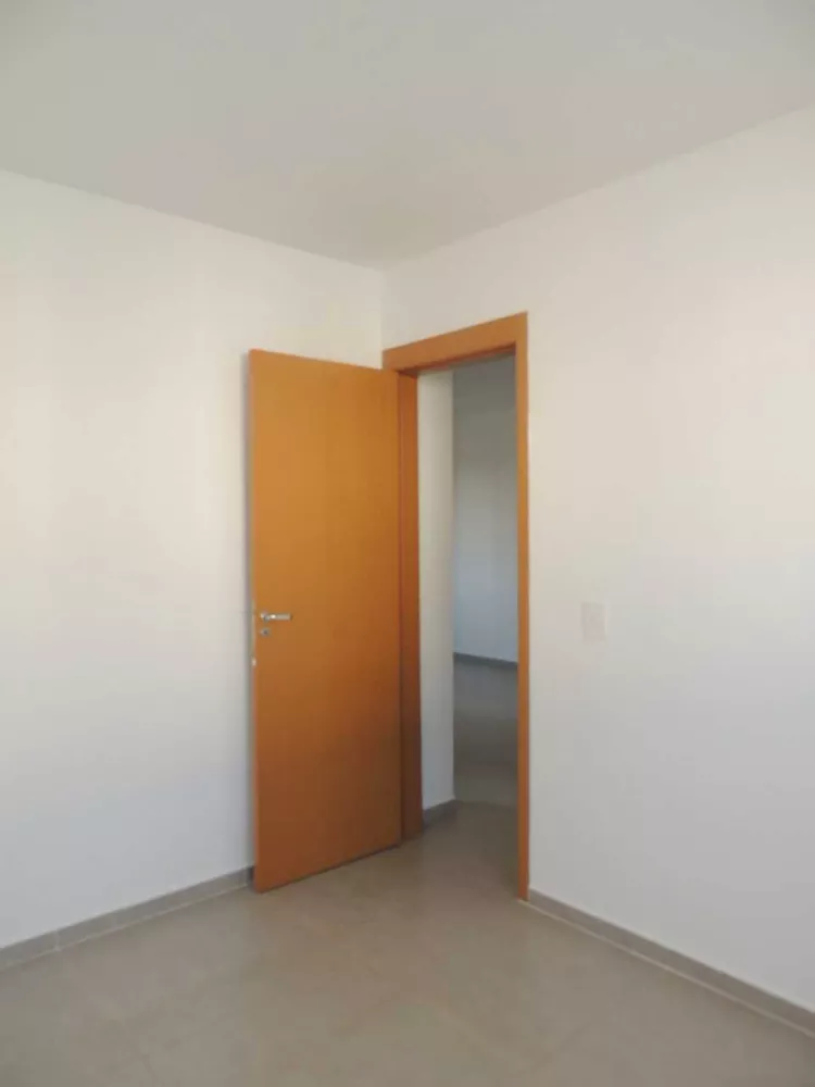 Apartamento à venda com 2 quartos, 45m² - Foto 4