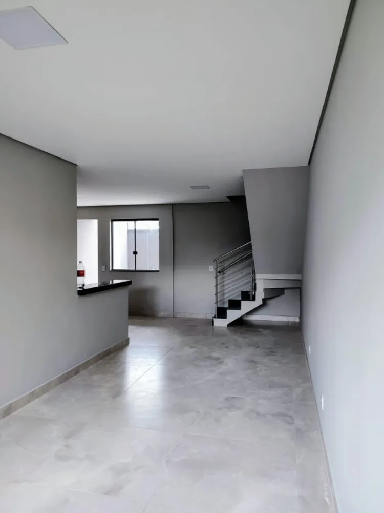 Casa, 3 quartos, 80 m² - Foto 1