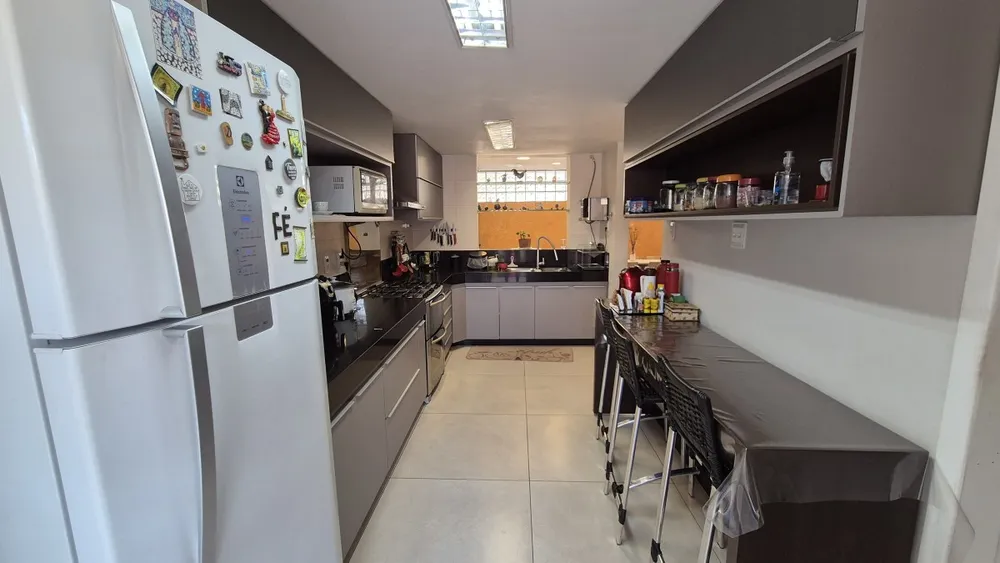 Casa, 5 quartos, 250 m² - Foto 15