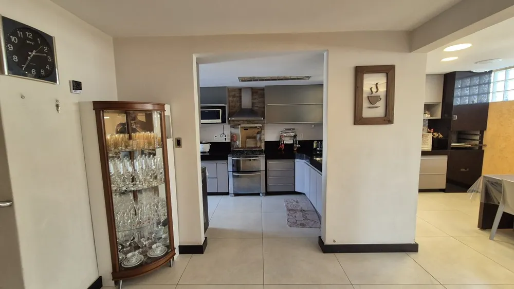 Casa, 5 quartos, 250 m² - Foto 8