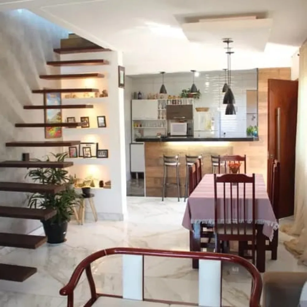 Casa, 3 quartos, 180 m² - Foto 1