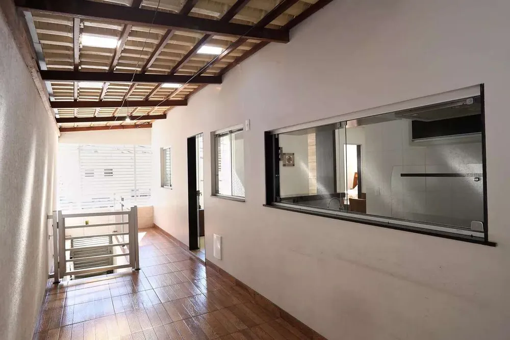 Casa, 3 quartos, 217 m² - Foto 3