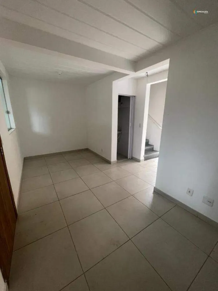 Casa, 2 quartos, 70 m² - Foto 2
