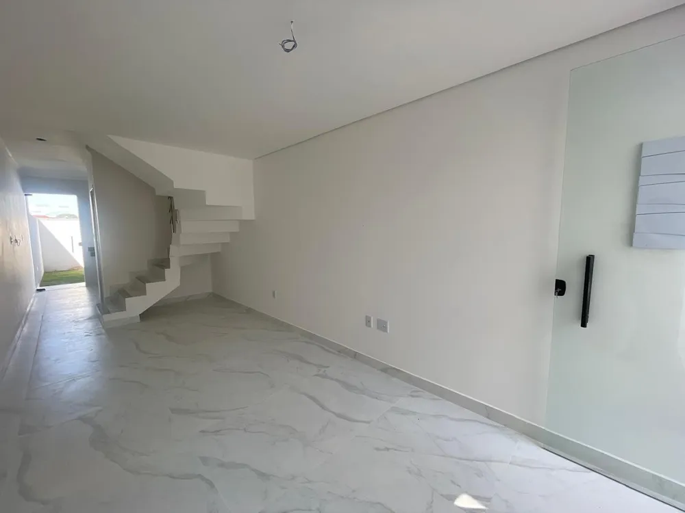 Casa, 2 quartos, 75 m² - Foto 1