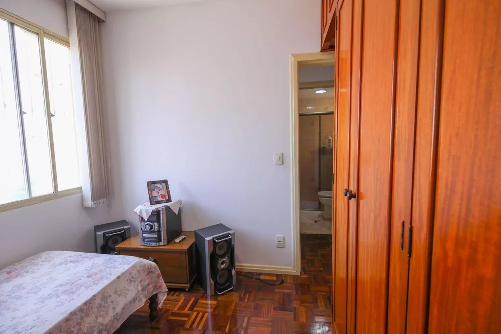 Apartamento à venda com 3 quartos, 63m² - Foto 3