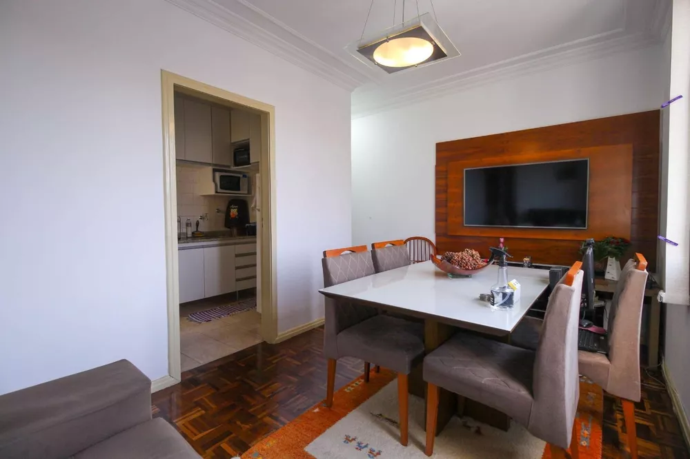 Apartamento à venda com 3 quartos, 63m² - Foto 2