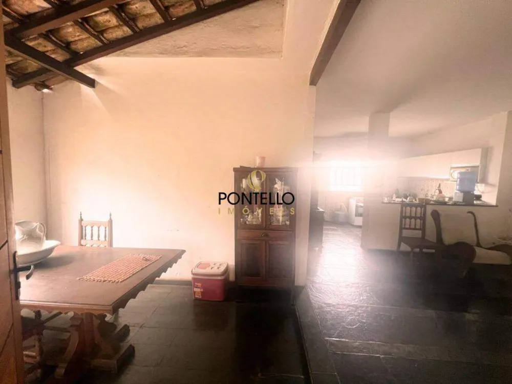 Casa, 4 quartos, 296 m² - Foto 2