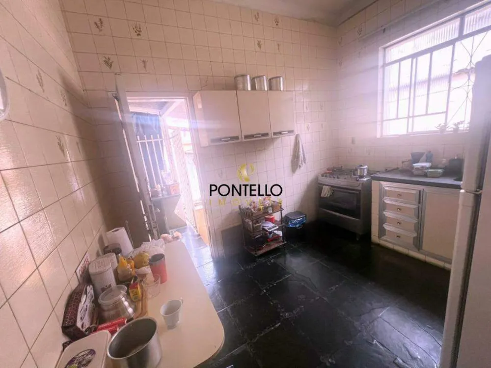 Casa, 4 quartos, 296 m² - Foto 3