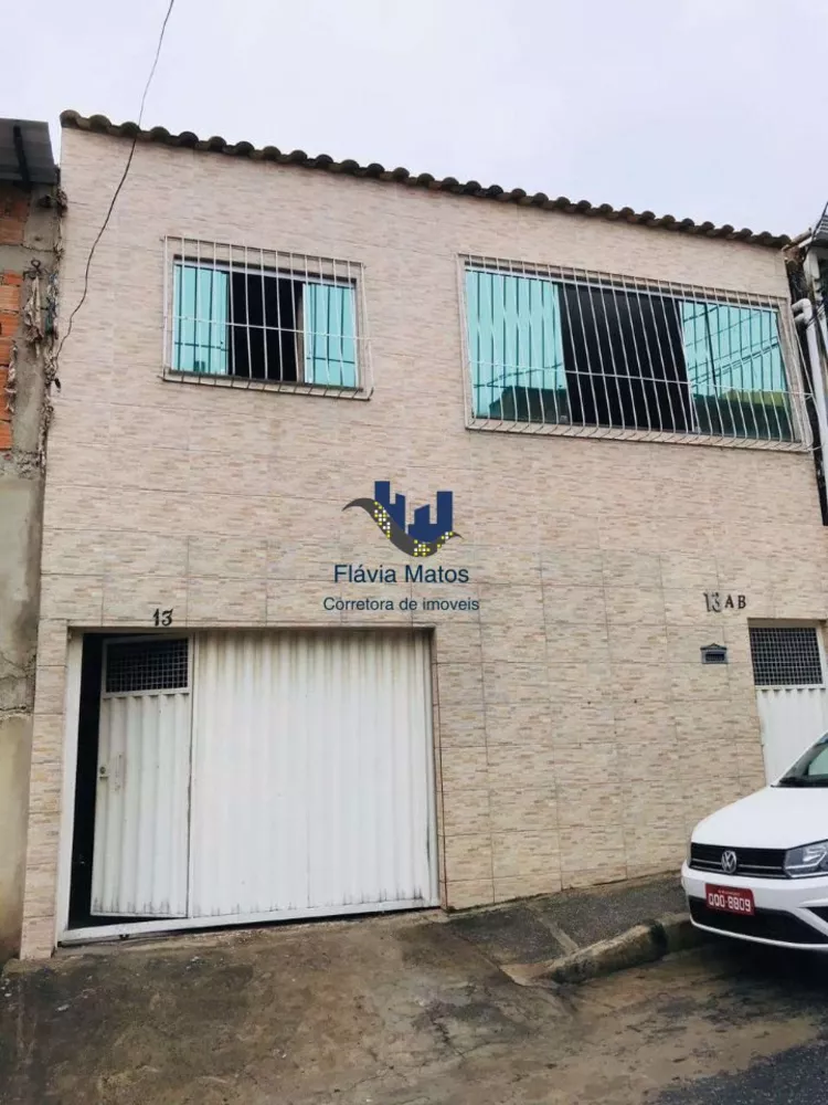 Casa à venda com 3 quartos, 300m² - Foto 2