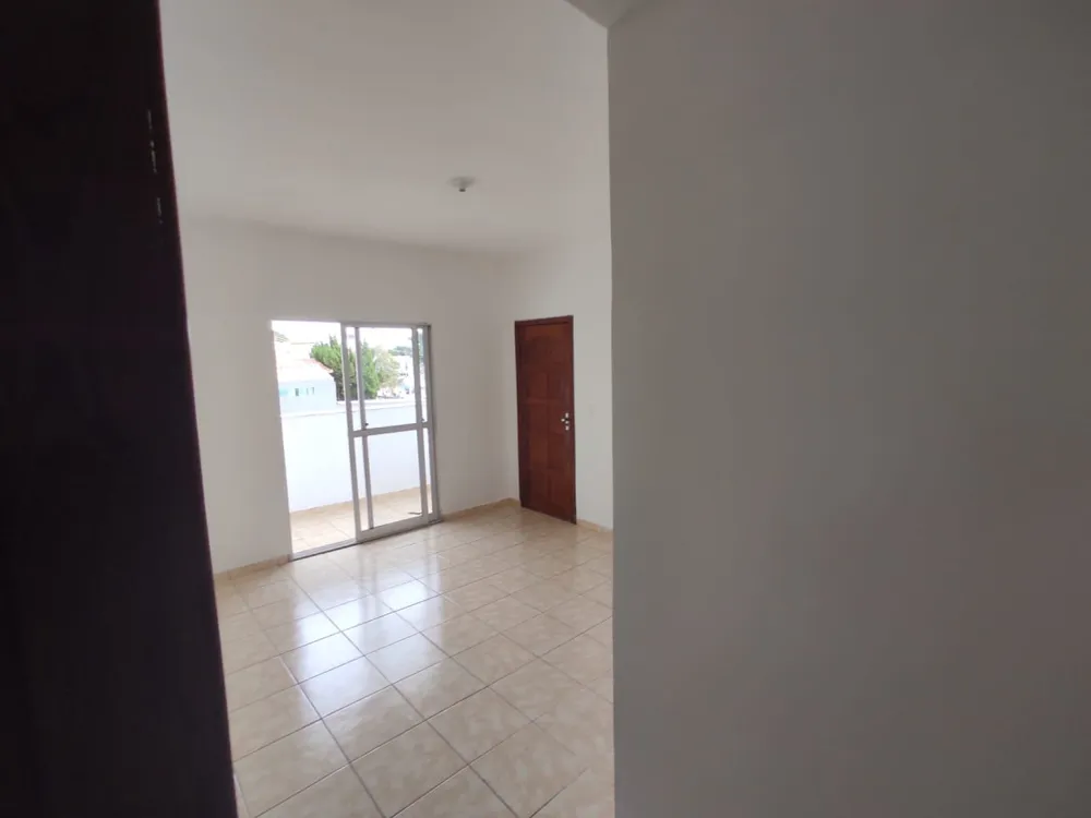 Apartamento, 3 quartos, 80 m² - Foto 2