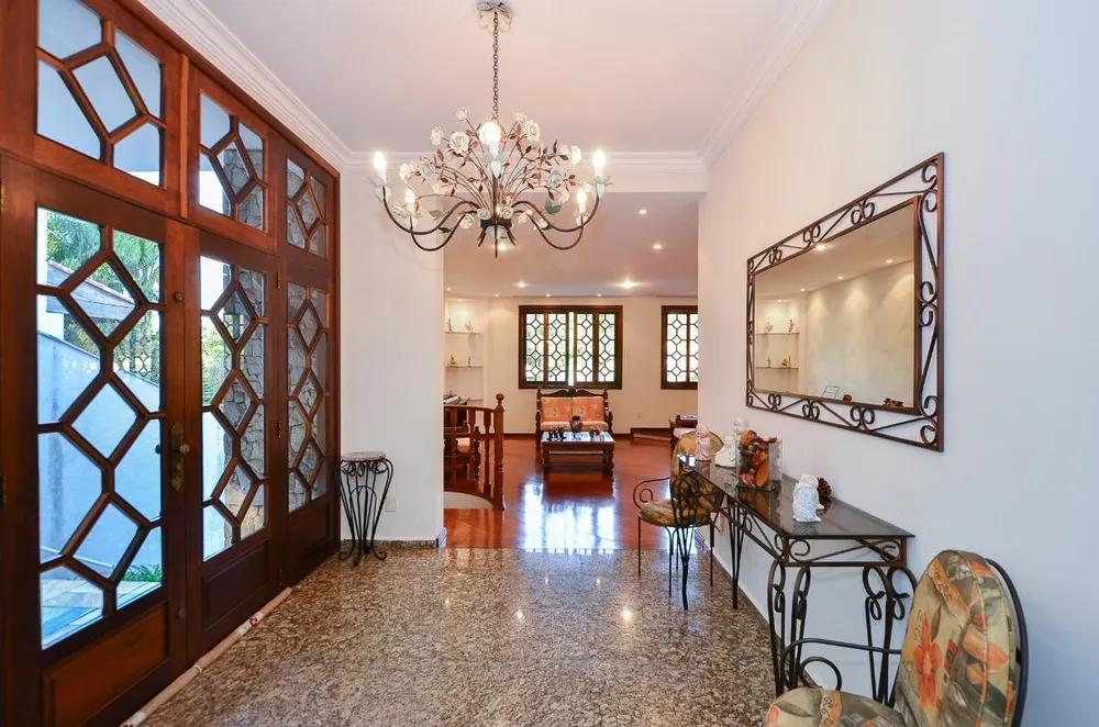 Casa, 4 quartos, 1086 m² - Foto 1