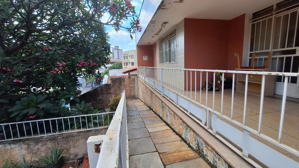Casa, 3 quartos, 326 m² - Foto 1