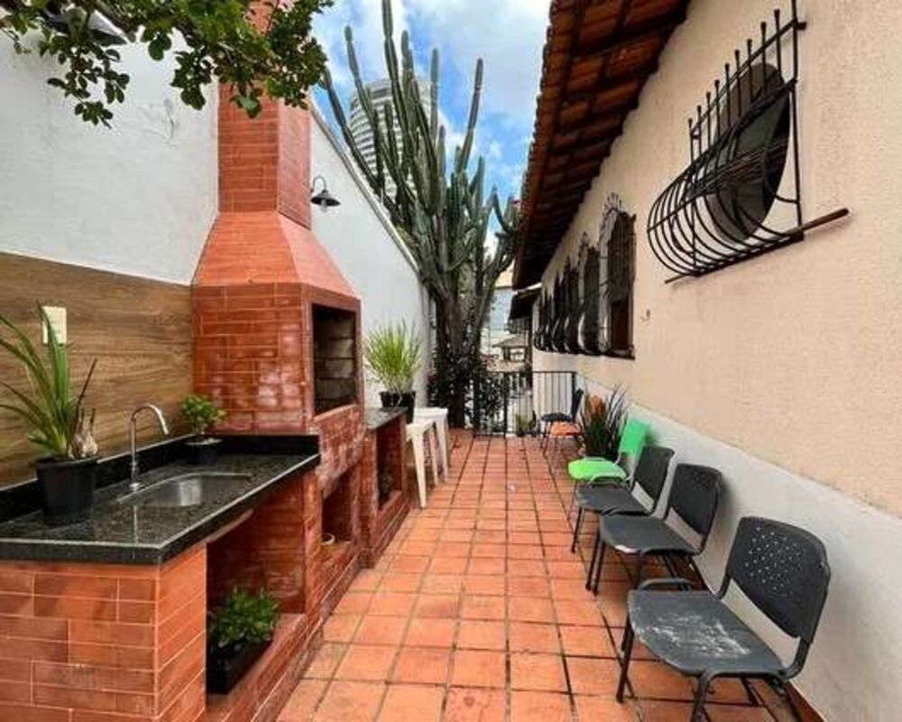 Casa à venda com 7 quartos, 270m² - Foto 15