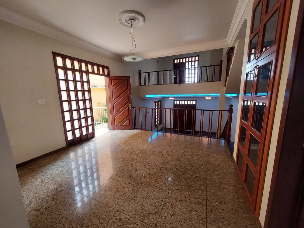 Casa, 5 quartos, 420 m² - Foto 1