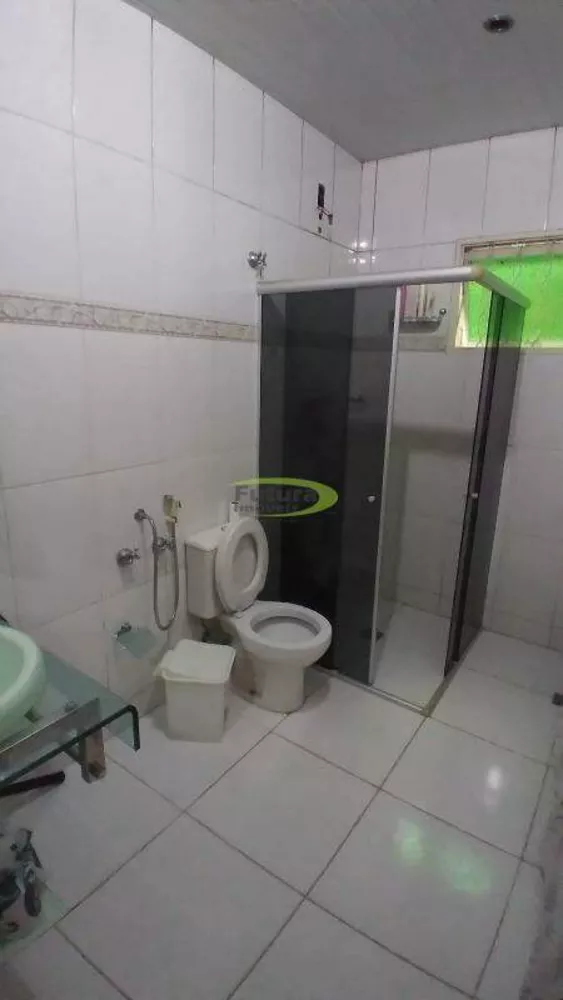 Casa à venda com 4 quartos, 360m² - Foto 14