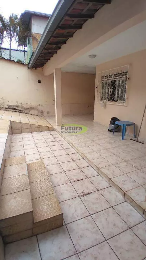 Casa à venda com 4 quartos, 360m² - Foto 16