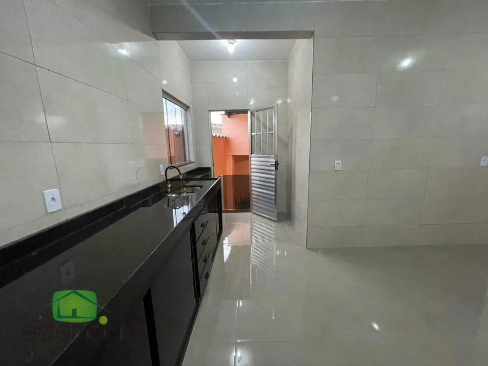 Casa, 3 quartos, 130 m² - Foto 2