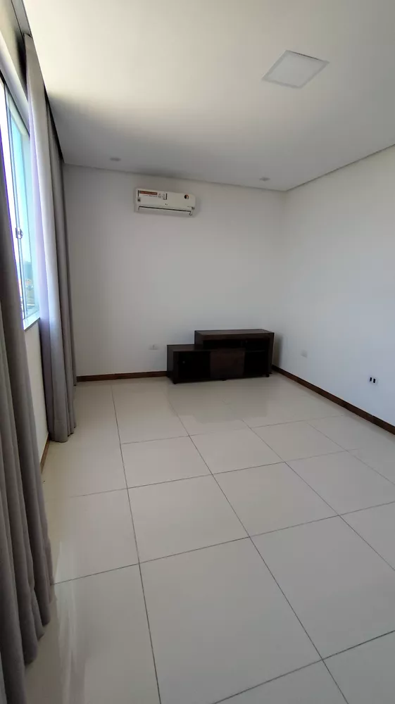 Casa à venda com 3 quartos, 400m² - Foto 17