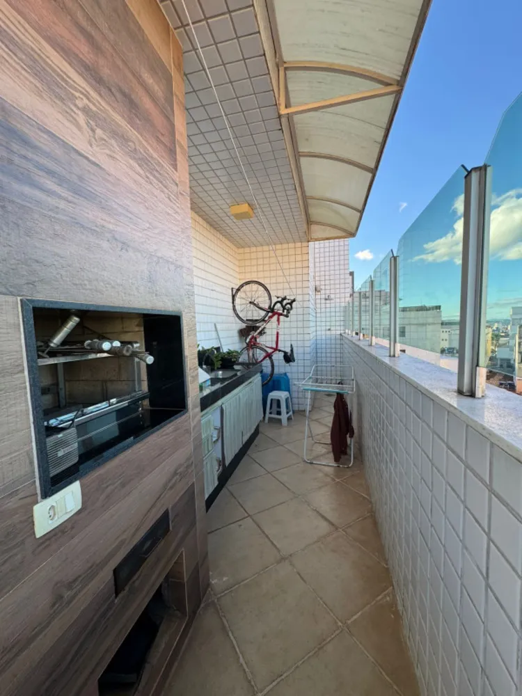 Cobertura, 3 quartos, 190 m² - Foto 2