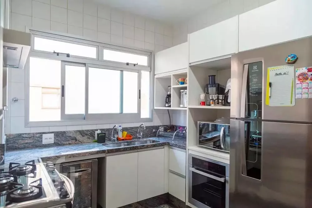 Apartamento à venda com 4 quartos, 178m² - Foto 4