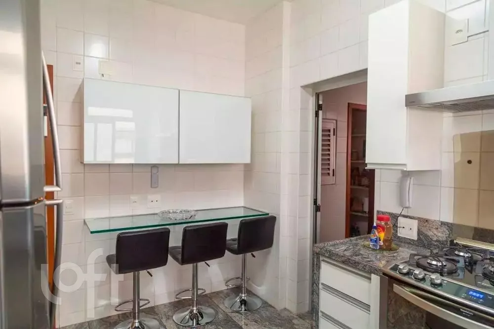 Apartamento à venda com 4 quartos, 178m² - Foto 3