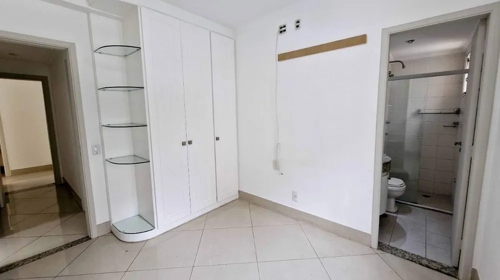 Apartamento, 3 quartos, 129 m² - Foto 2