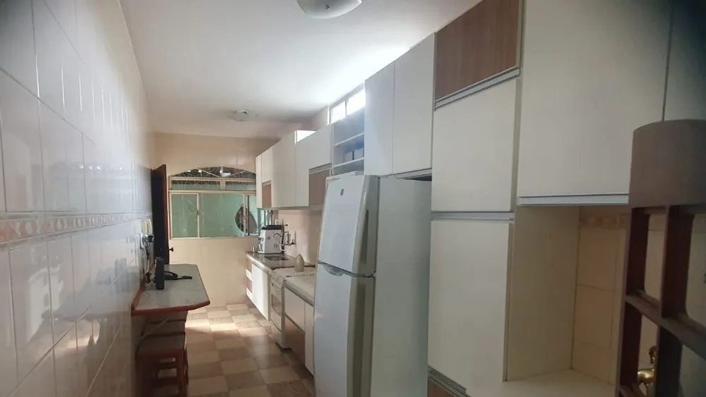 Casa, 3 quartos, 200 m² - Foto 4