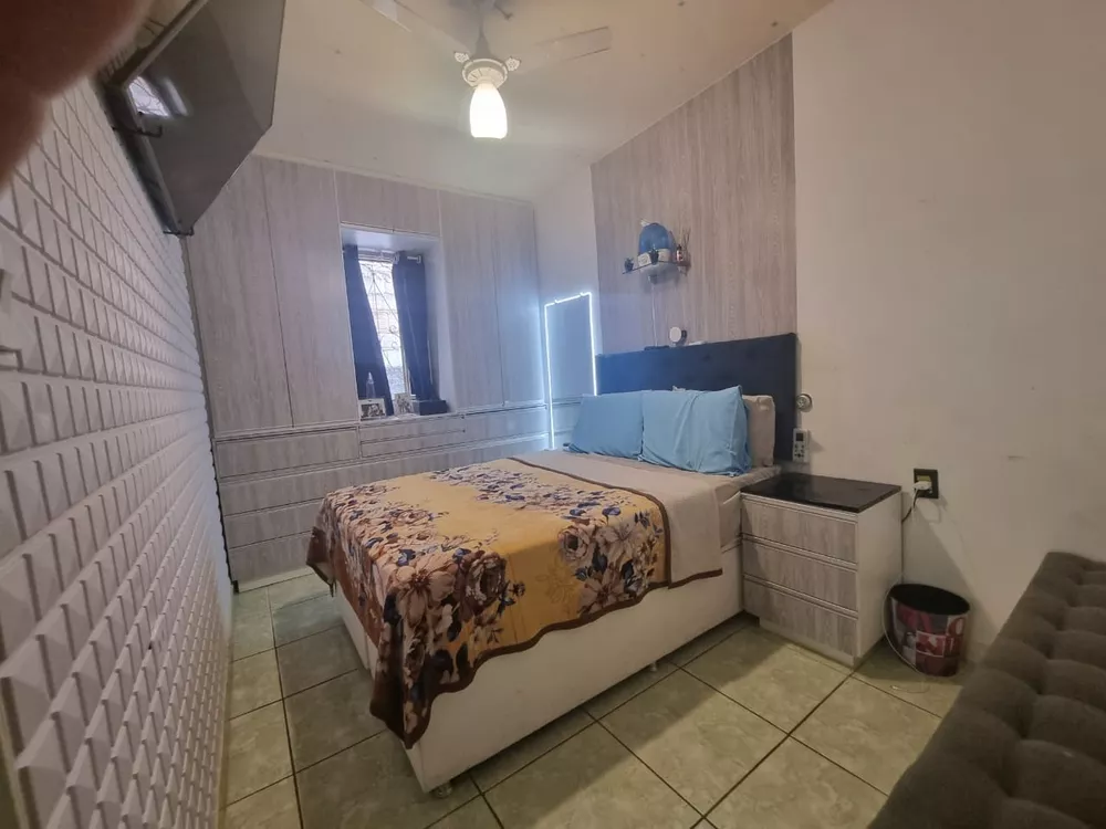 Casa à venda com 2 quartos, 70m² - Foto 15