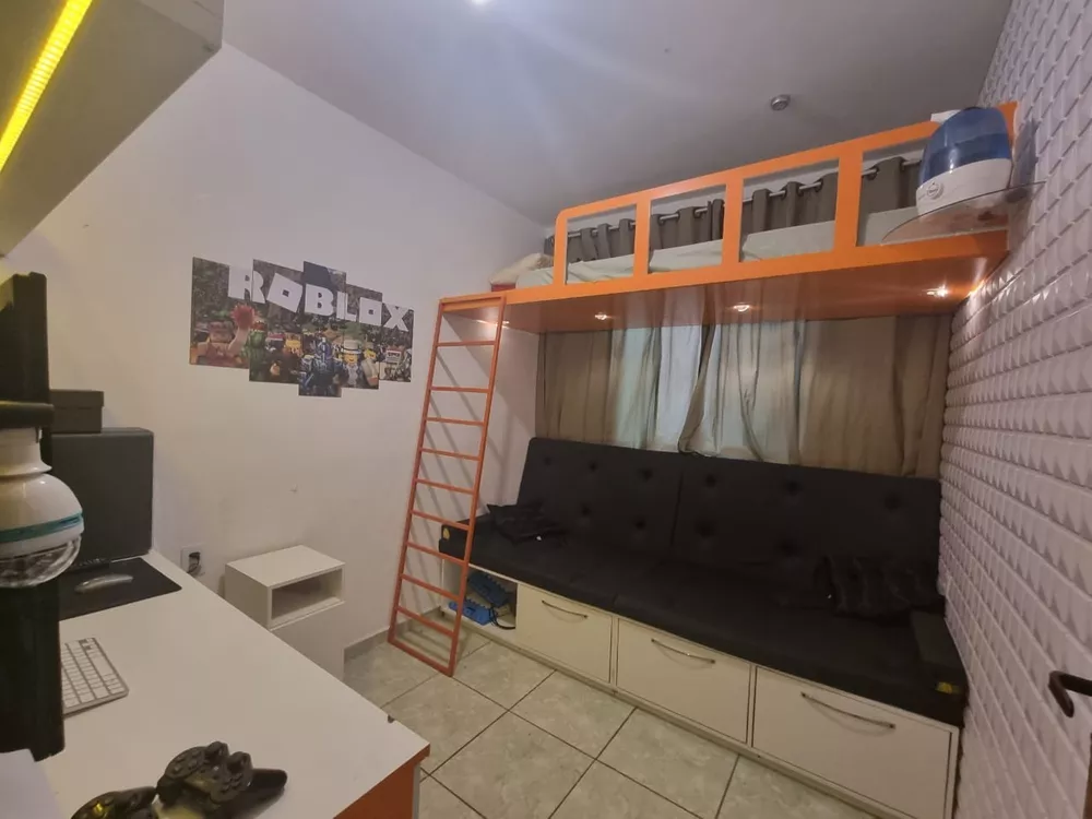 Casa à venda com 2 quartos, 70m² - Foto 18