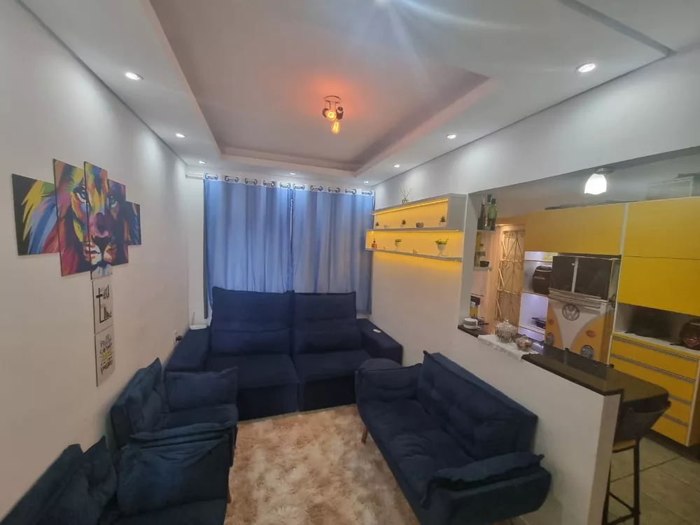 Casa à venda com 2 quartos, 70m² - Foto 1