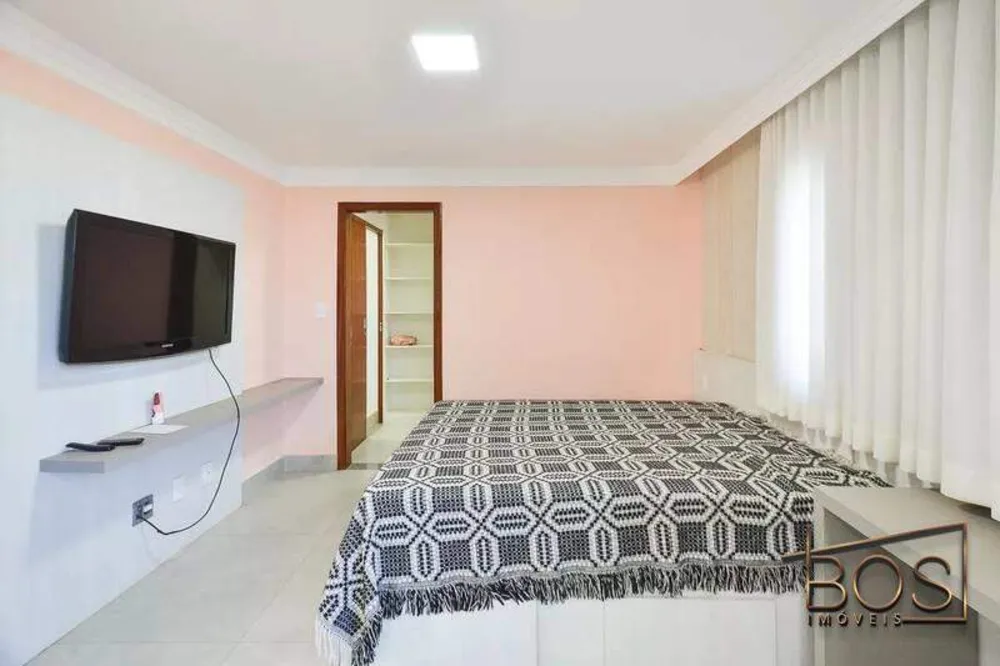 Cobertura, 4 quartos, 215 m² - Foto 6