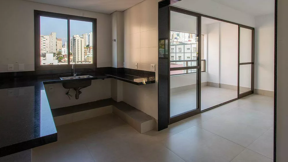 Apartamento à venda com 4 quartos, 145m² - Foto 3