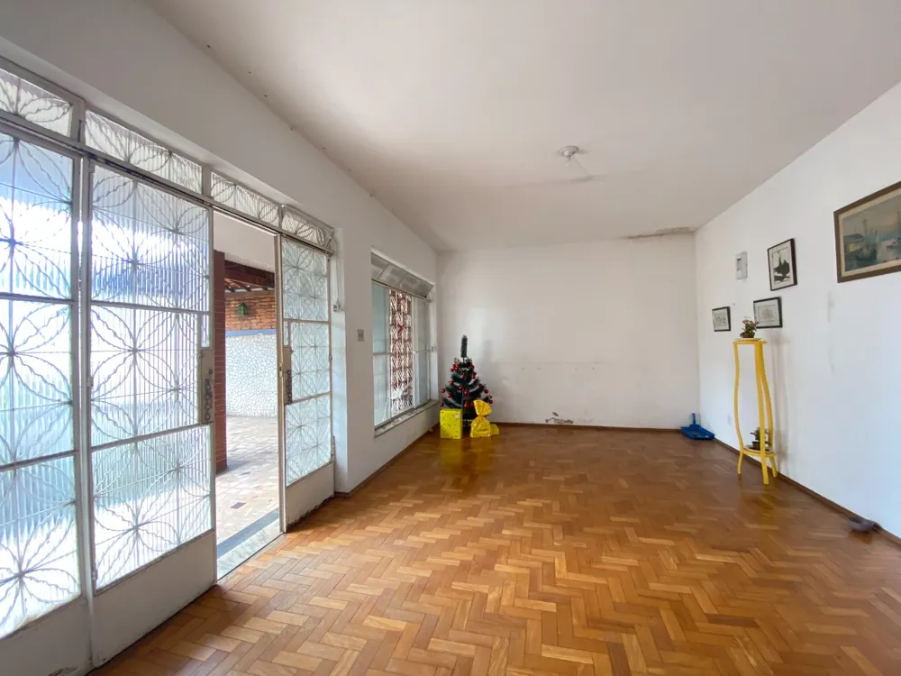 Casa, 3 quartos, 217 m² - Foto 2