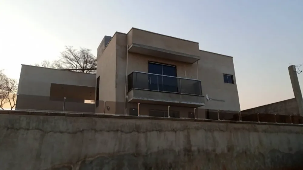 Casa, 4 quartos, 330 m² - Foto 1