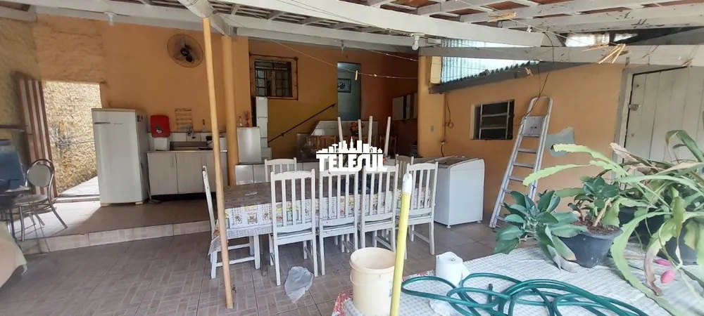 Casa, 4 quartos, 340 m² - Foto 1