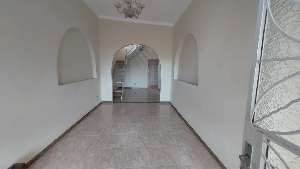 Casa, 4 quartos, 300 m² - Foto 1