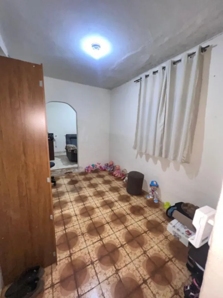 Casa, 6 quartos, 80 m² - Foto 5