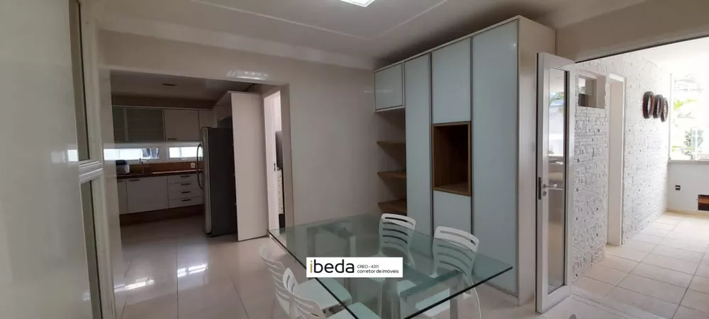 Casa de Condomínio à venda com 4 quartos, 900m² - Foto 10