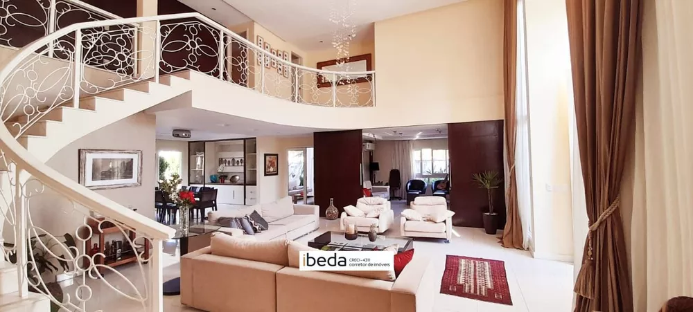 Casa de Condomínio à venda com 4 quartos, 900m² - Foto 1