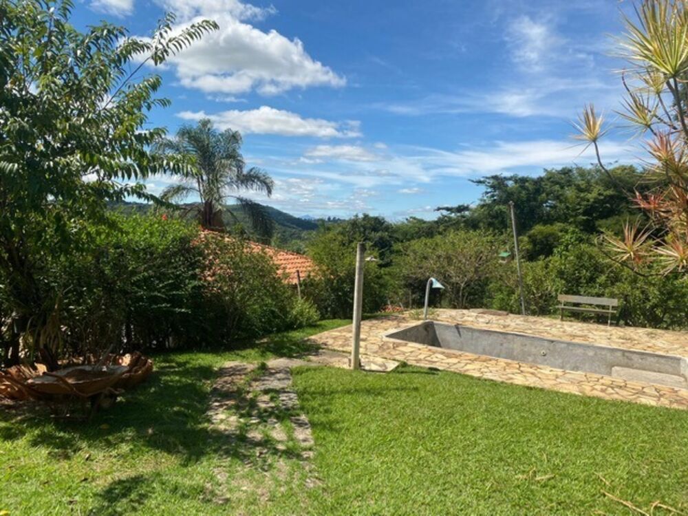 Sítio à venda com 3 quartos, 250m² - Foto 5