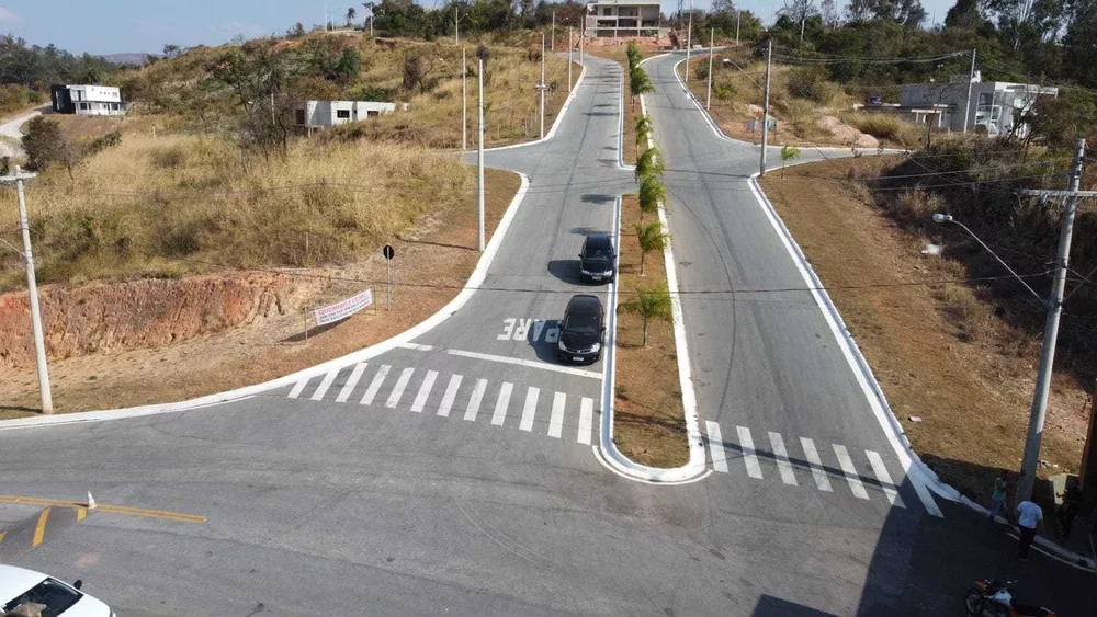 Terreno à venda, 1000m² - Foto 4