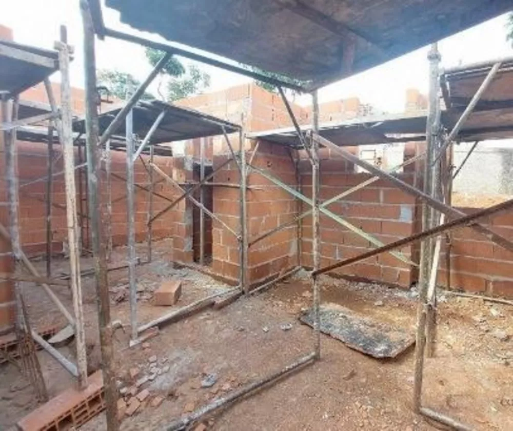 Casa à venda com 3 quartos, 98m² - Foto 3