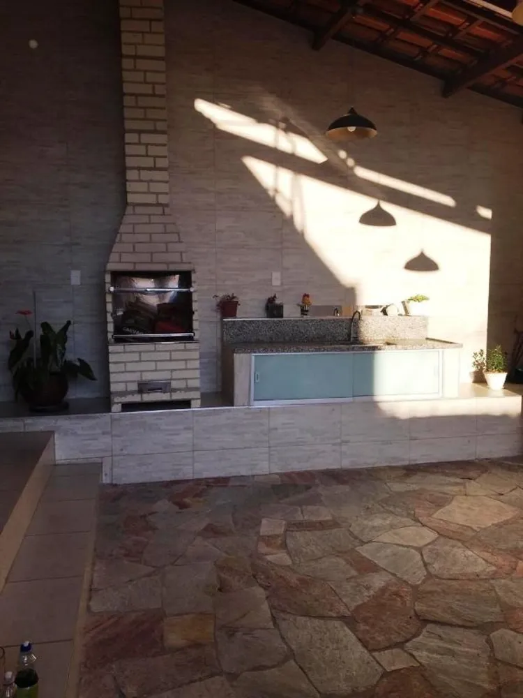 Casa, 3 quartos, 220 m² - Foto 3
