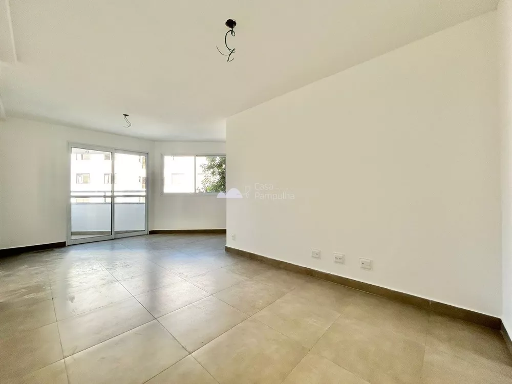 Apartamento à venda com 3 quartos, 97m² - Foto 1