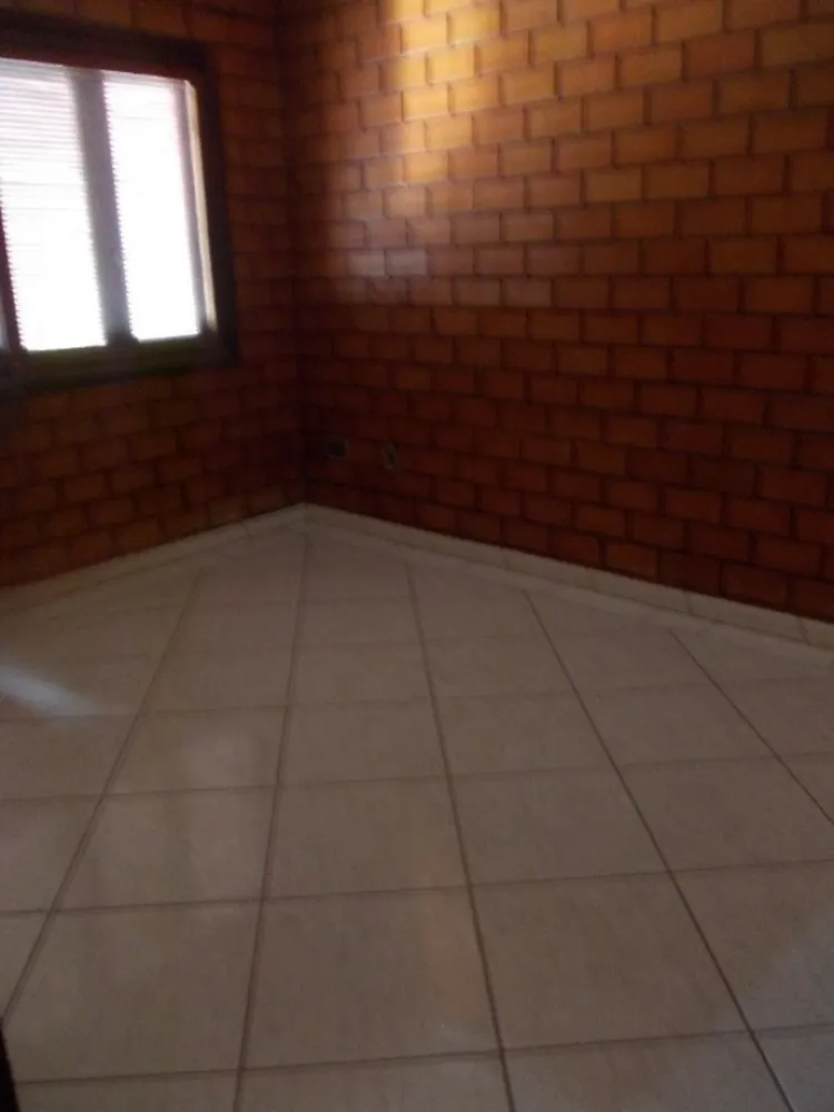 Casa, 3 quartos, 245 m² - Foto 9