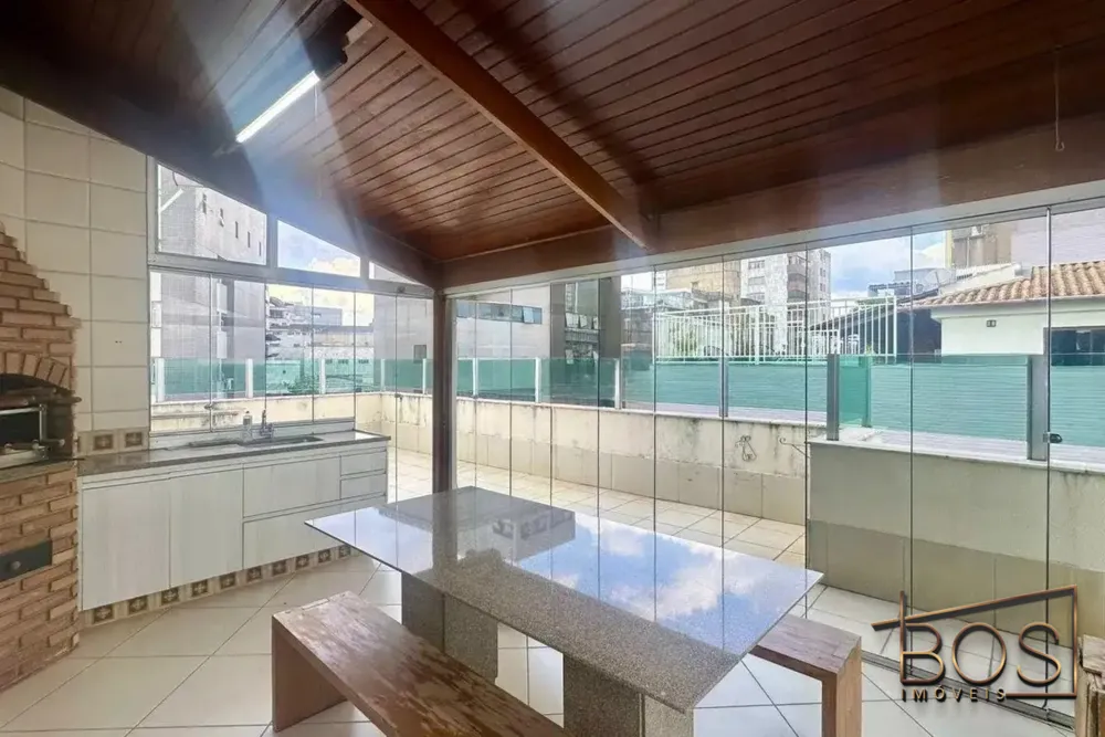 Cobertura, 5 quartos, 242 m² - Foto 1