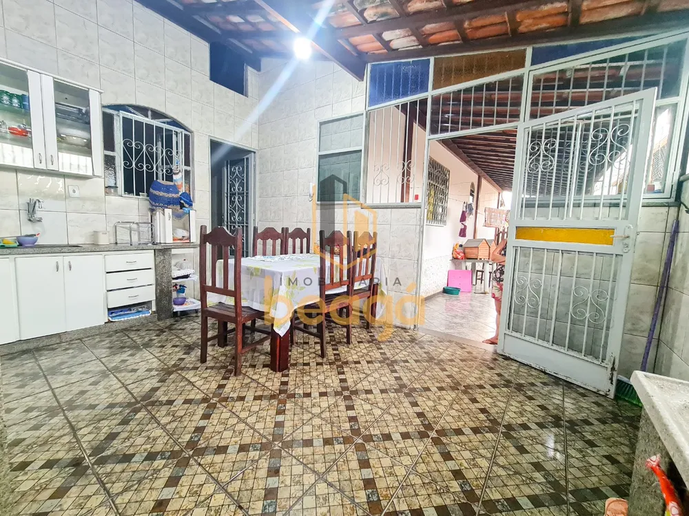 Casa, 4 quartos, 200 m² - Foto 3