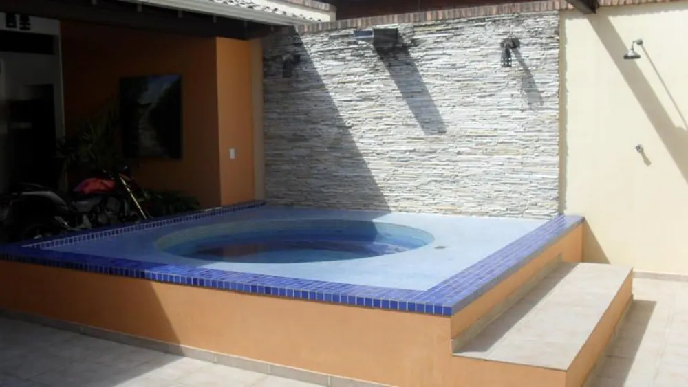Casa, 4 quartos, 303 m² - Foto 2