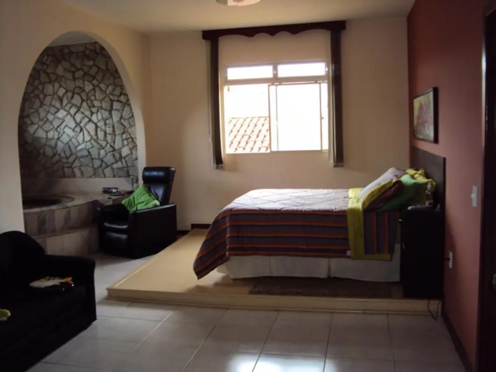 Casa, 4 quartos, 303 m² - Foto 5