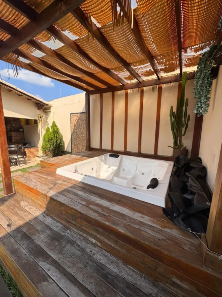 Casa, 3 quartos, 170 m² - Foto 2